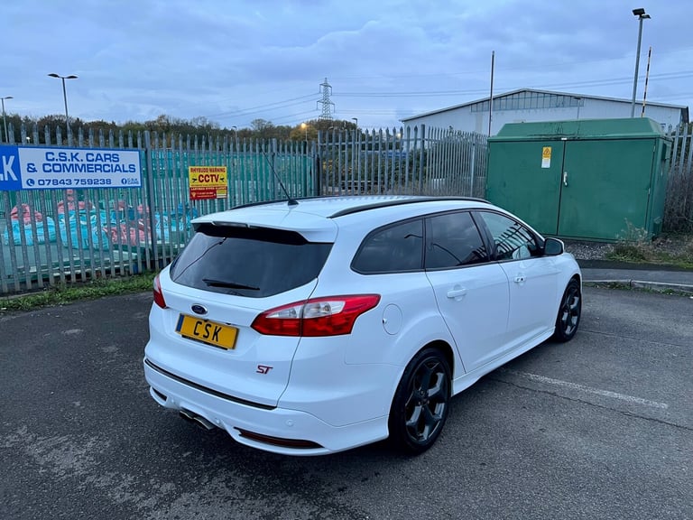 2012 Ford Focus 2.0T ST-3 5dr Ex Police ESTATE Petrol Manual