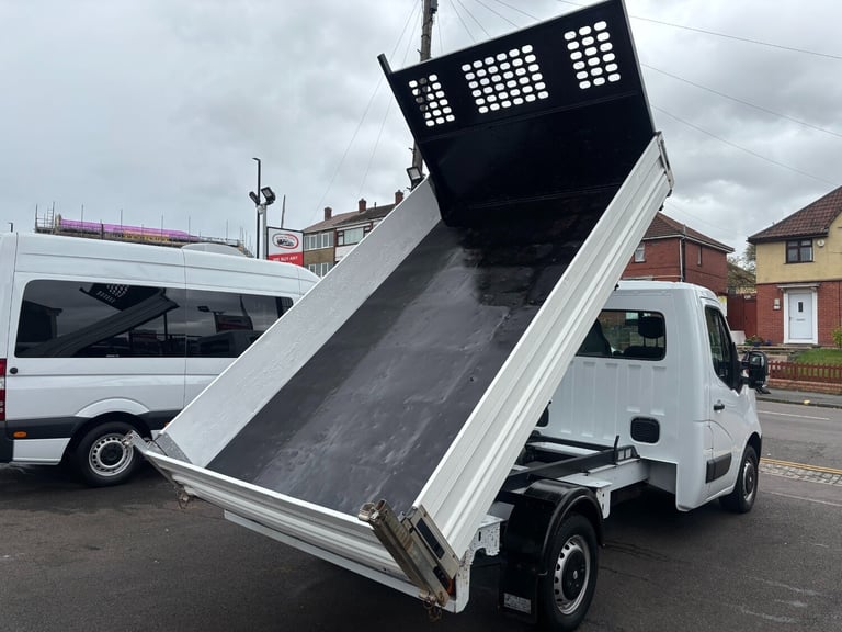 2016 Nissan NV400 2.3 dCi 125ps H1 SE TIPPER Tipper Diesel Manual