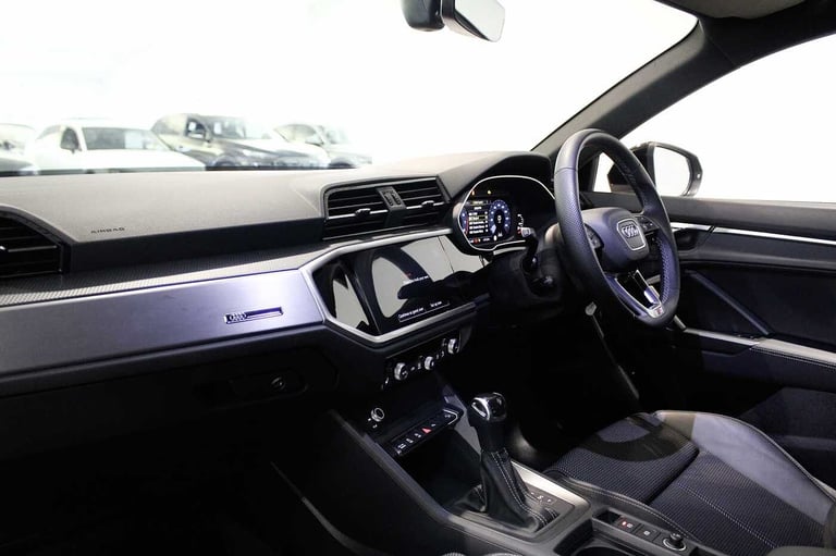 2022 Audi Q3 35 TFSI S Line 5dr S Tronic SUV Petrol Automatic