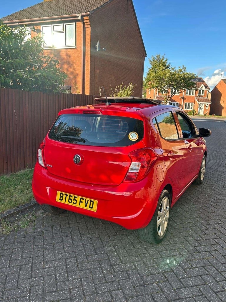 VAUXHALL VIVA 1.0 SE 5dr, Long MOT, Cheap Road Tax, Very Good Spec, Sunroof