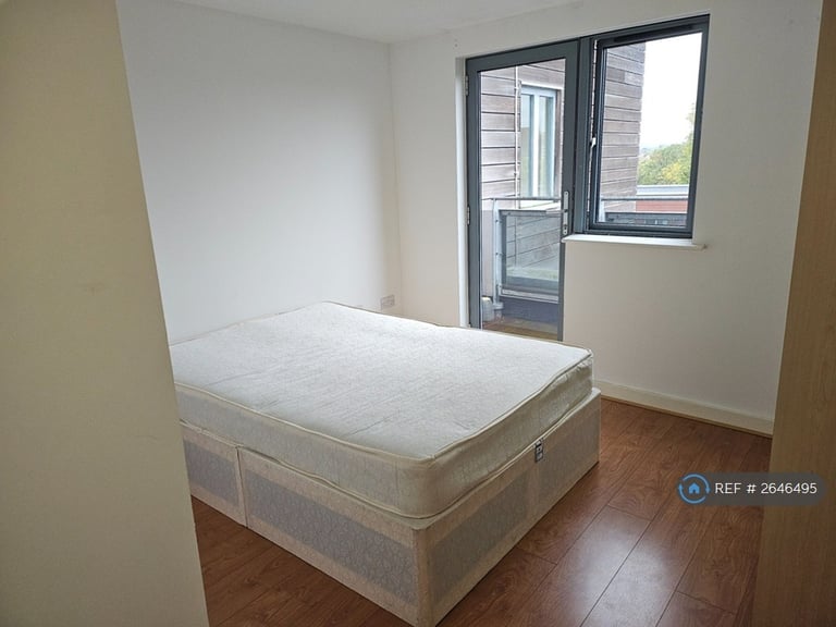 image for 2 bedroom flat in Coral House, London, NW10 (2 bed) (#2646495)