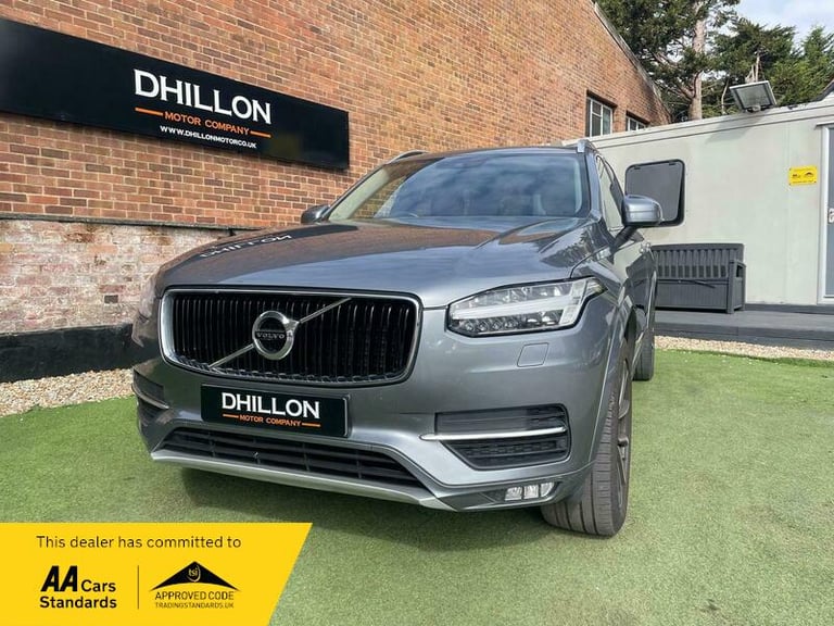 Volvo XC90 D5 MOMENTUM AWD