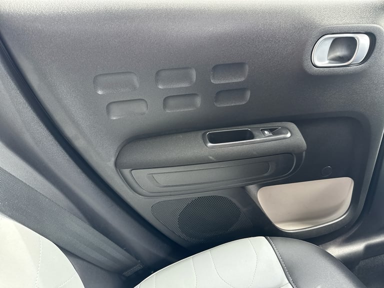 2023 Citroen C3 1.2 PureTech Elle SUV/Crossover Petrol Manual