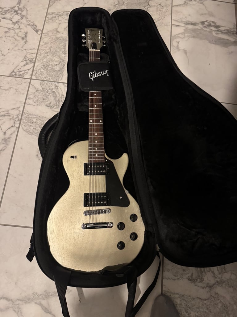 Immaculate Gibson les Paul modern lite