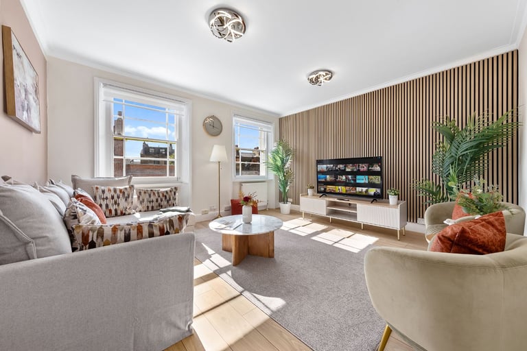 High-end AIRBNB and PROPERTY PHOTOGRAPHER (Affordable & Professional) - *All London areas*