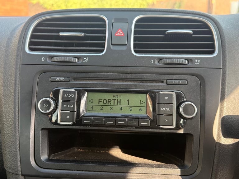 2009 Volkswagen Golf 1.4 S 5dr HATCHBACK Petrol Manual - Image 11