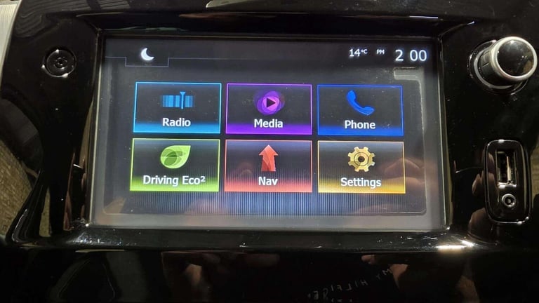 2018 Renault Clio 0.9 TCe Dynamique Nav Euro 6 (s/s) 5dr HATCHBACK Petrol Manual