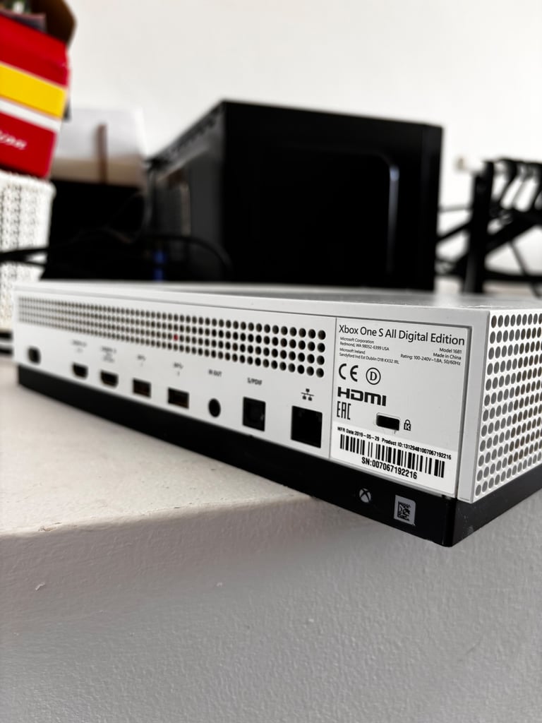 Xbox One S All Digital Edition