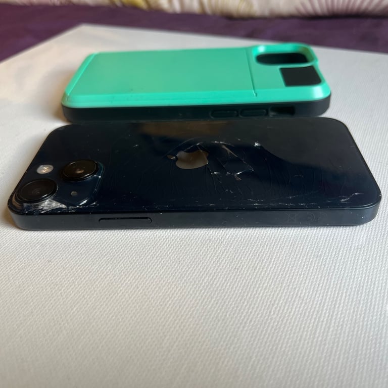 iPhone 13 mini 128gb UNLOCKED 