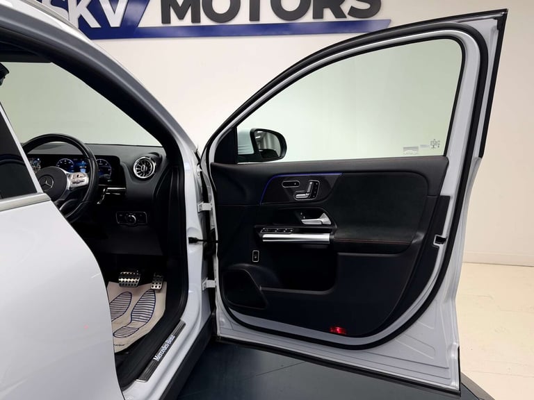 2020 Mercedes-Benz GLA 2.0 GLA 220 AMG Line Premium+ D 4Matic Auto 4WD 5dr SUV Diesel Automatic