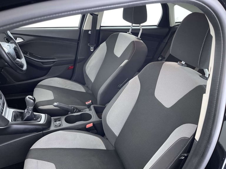 2014 Ford Focus 1.0 Focus Zetec T 5dr Hatchback Petrol Manual
