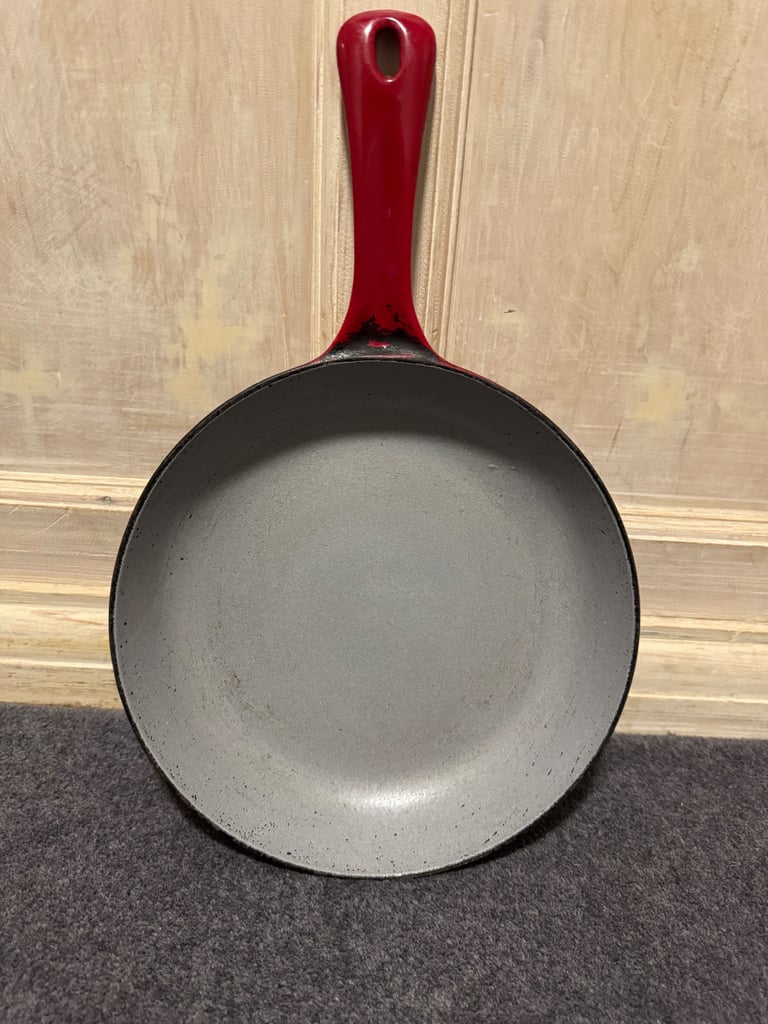 image for Red Aga frying pan 25cm cast iron