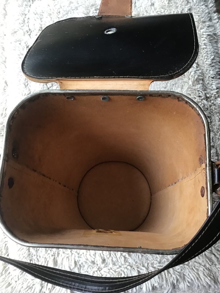 VINTAGE KNITTING STORAGE BOX/BAG