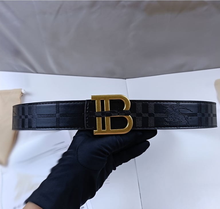 Burberry Black Embossed Gold Buckle Belt 120cm New with Tags