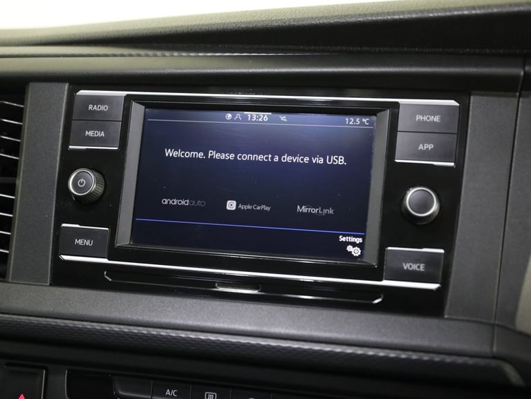 2020 Volkswagen Transporter Shuttle 2.0 TDI S Minibus Double Cab 5dr Diesel Manual SWB Euro 6 (s/...