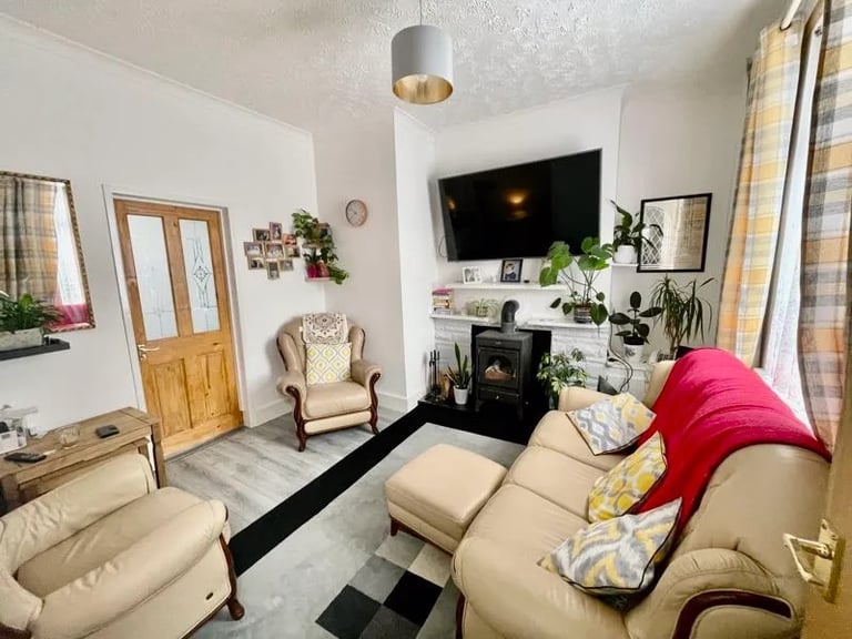 Double rooms, all bills inclusive in Eldon Lane, Bishop Auckland DL14 8TD