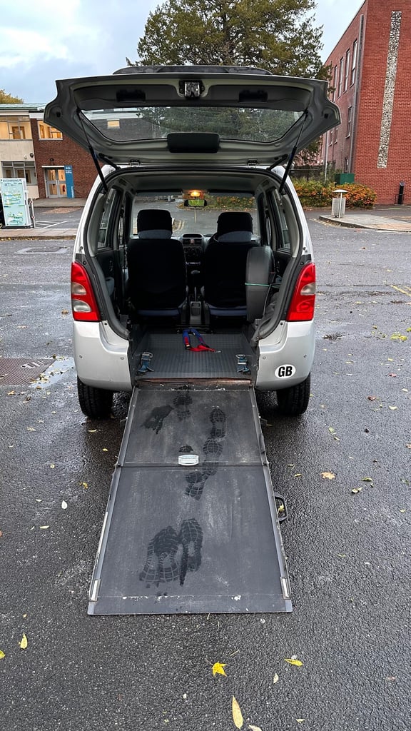 2001 Suzuki Wagon R 1.3 GL 5dr Auto WAV - Wheelchair Adaptive  ESTATE Petrol Automatic