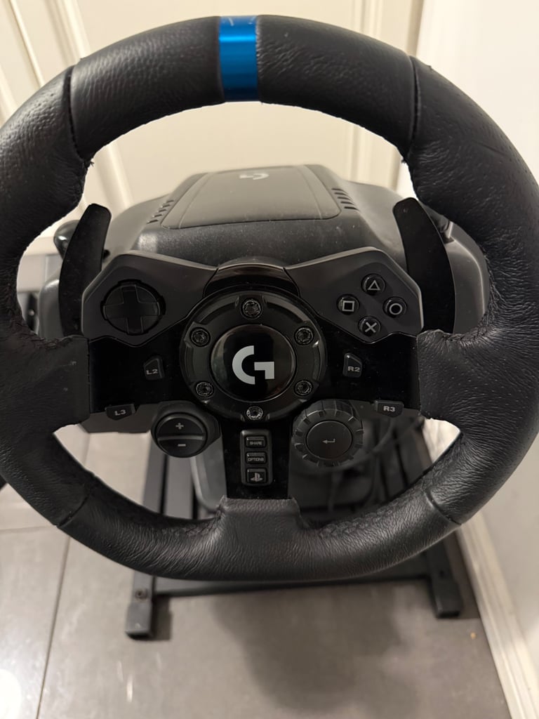 PlayStation 4/5 steering wheel, pedals and gear stick 