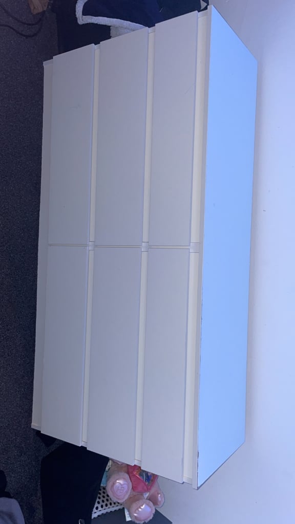 image for 6 white chest of drawers