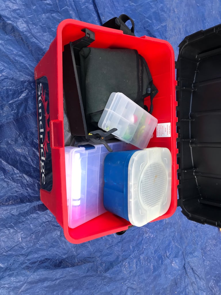 Fishing equipment misc bundle