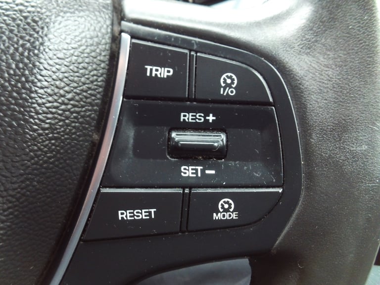 2015 Hyundai i20 1.2 SE 5dr HATCHBACK Petrol Manual