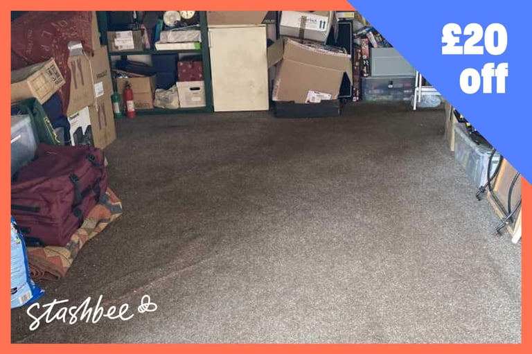 Storage space available to rent in Garage in Nottingham (NG2) 120 Sq