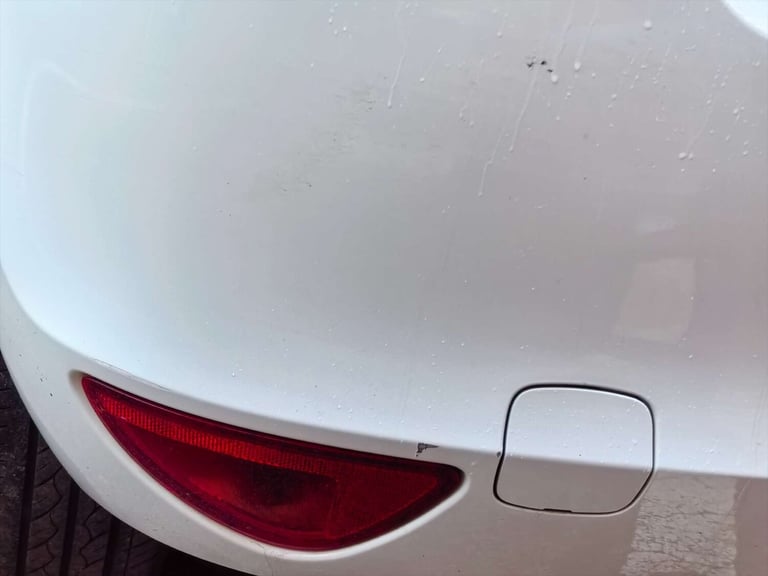 2009 Renault Clio 1.1 Clio Expression 16v 5dr Hatchback Petrol Manual