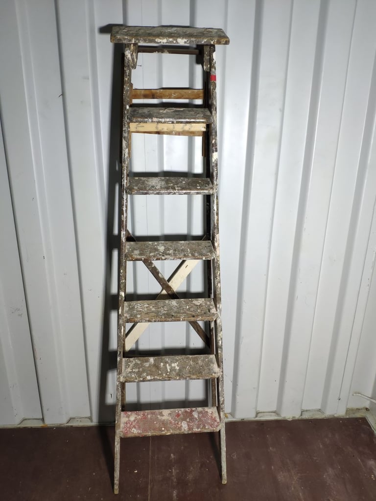 Vintage 7 Tread Wooden Step Ladders With 1.67m Platform Height