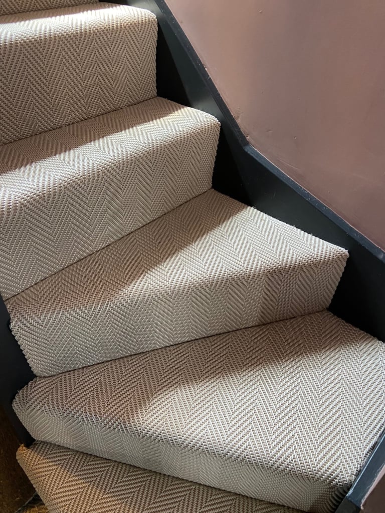 Professional Carpet Supply & Fit service 