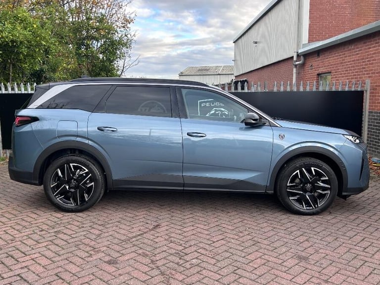 2025 Peugeot 5008 1.2 Hybrid Gt Suv 5dr Petrol Hybrid E Dsc6 Euro 6 (s/s) (136 Ps) HATCHBACK Petr...