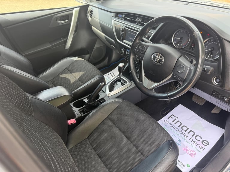 2013 Toyota Auris 1.6 V-Matic Excel Multidrive S Euro 5 5dr HATCHBACK Petrol Automatic