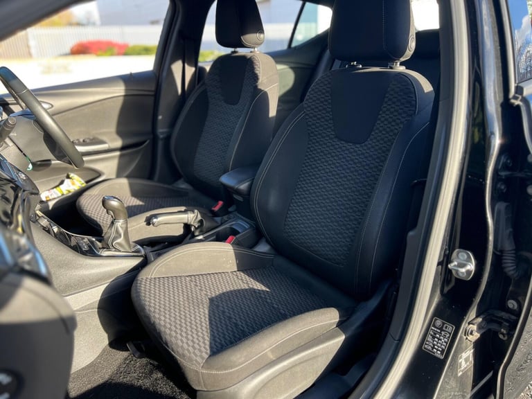 2017 Vauxhall Astra 1.4i Turbo SRi VX Line Euro 6 5dr HATCHBACK Petrol Manual