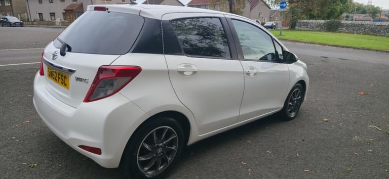 2013 Toyota Yaris 1.0 VVT-i Edition 5dr HATCHBACK Petrol Manual