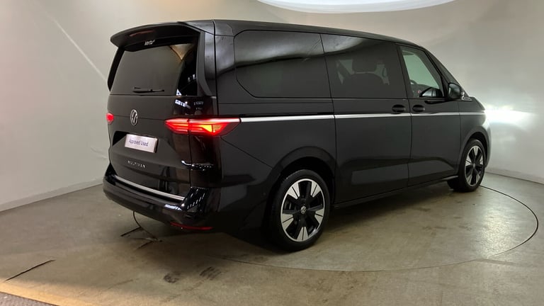 2025 Volkswagen Multivan 2.0 TDI Style 5dr LWB DSG Diesel Estate Estate Diesel Automatic