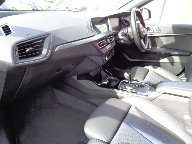 2022 BMW 1 Series 1.5 118i M Sport (LCP) Hatchback 5dr Petrol DCT Euro 6 (s/s) (136 ps) Hatchback...