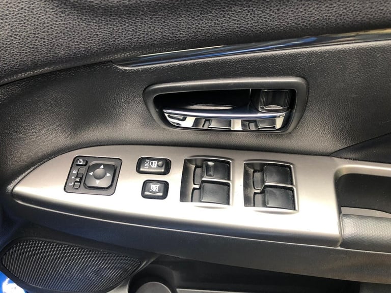  Mitsubishi ASX 2.0 MIVEC Exceed CVT 4WD Euro 6 (s/s) 5dr Petrol Automatic