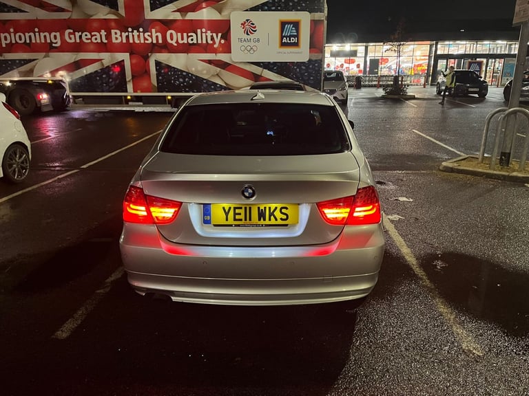 BMW, 3 SERIES, Saloon, 2011, Manual, 1995 (cc), 4 doors