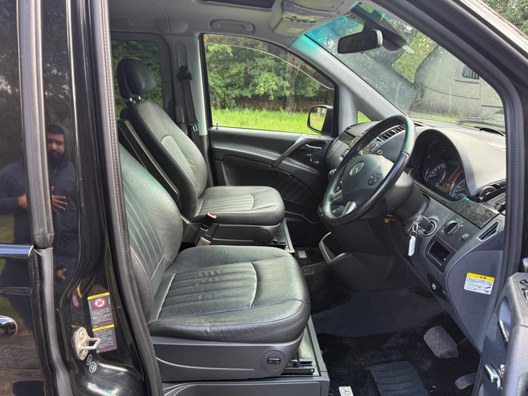 FRESH IMPORT 2011 MERCEDES-BENZ V350 AMBIENTE VIANO LONG WHEEL BASE 3.5 V6 AUTO