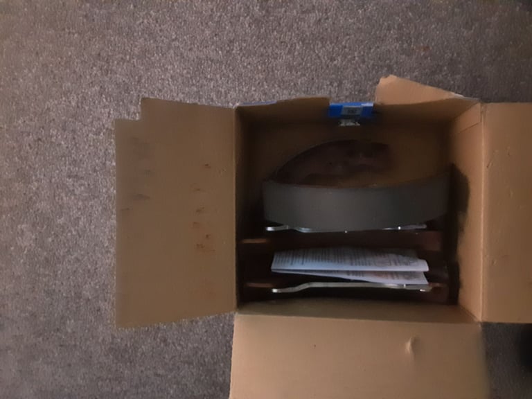 Brake shoe axle set vauxhall 