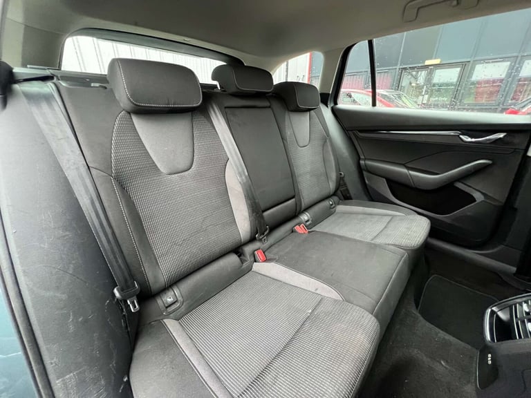 2022 Skoda Octavia 1.4 TSI iV 13kWh SE Technology DSG Euro 6 (s/s) 5dr Estate Hybrid Automatic