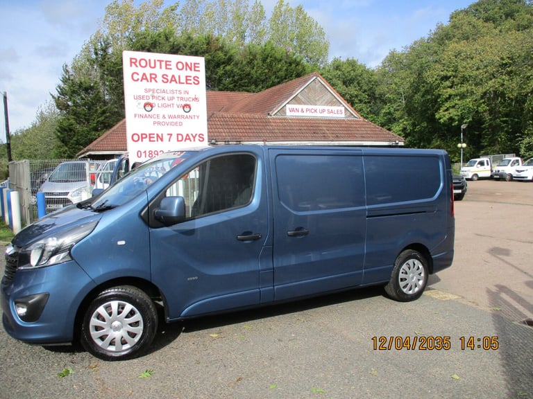 2015 Vauxhall Vivaro 2900 1.6CDTI BiTurbo 120PS ecoFLEX Sportive L2 H1 Van PANEL VAN Diesel Manual
