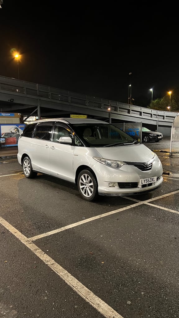 2006 Toyota estima 7 seater HYBRID 2.4 AUTOMATIC Ulez free