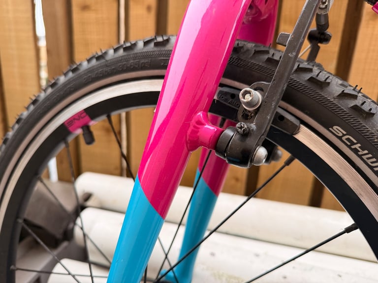 Superior Fly 20 Children’s Bike - Excellent 