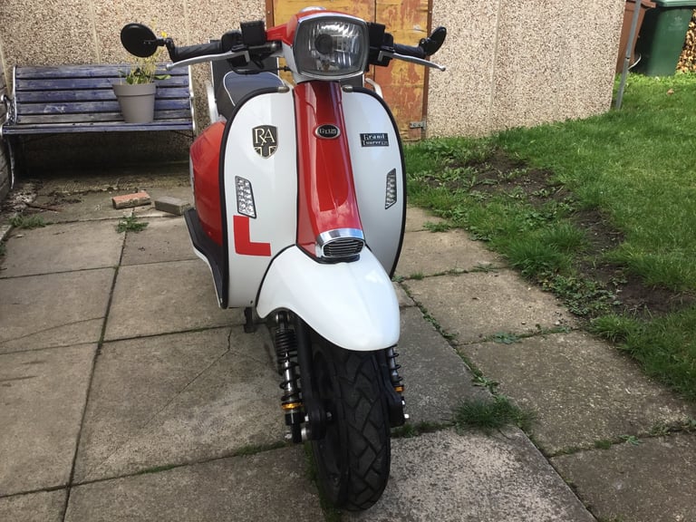 Royal alloy gt 125cc, 2019 reg, may deliver