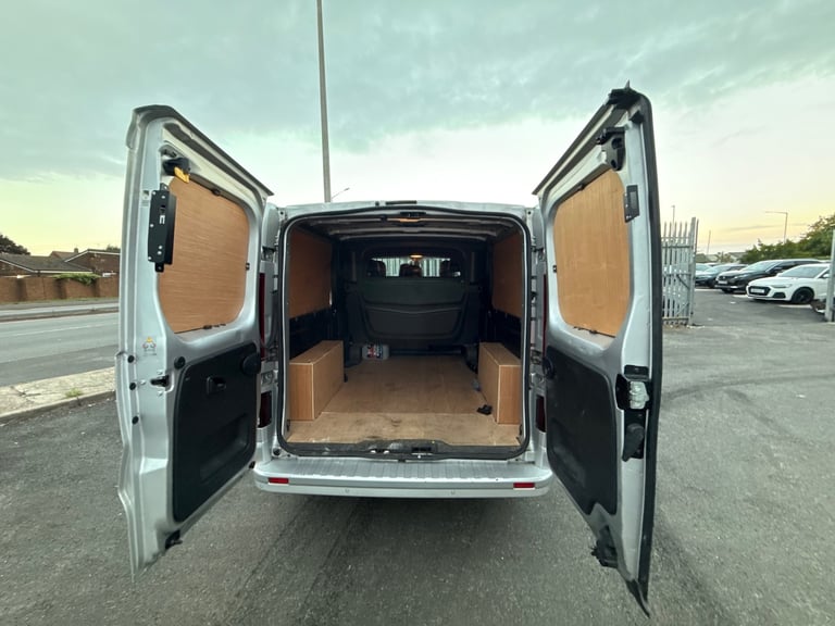 2021 Renault Trafic LL30 ENERGY dCi 170 Sport Nav Van EDC WINDOW VAN Diesel Automatic