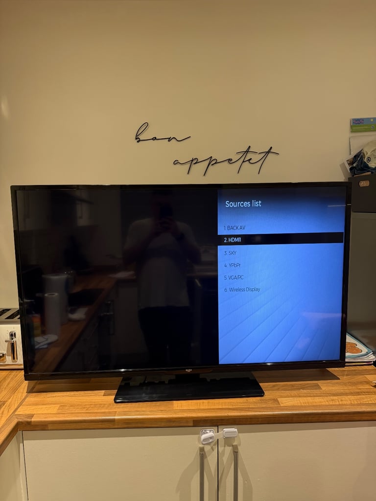 image for Bush 50inch smart tv 