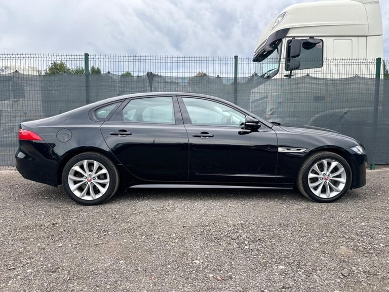 2018 Jaguar XF 2.0i R-Sport Auto Euro 6 (s/s) 4dr SALOON Petrol Automatic