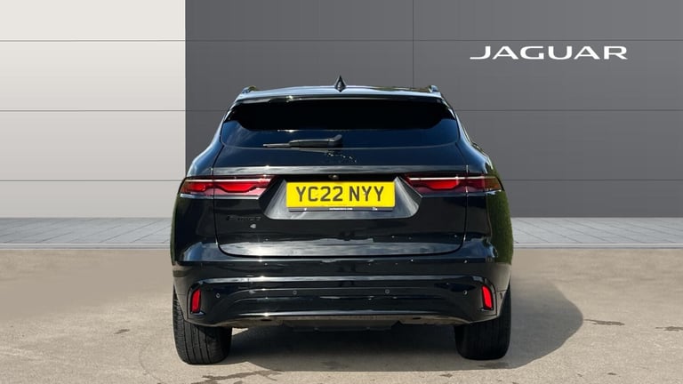 2022 Jaguar F-Pace 2.0 P250 R-Dynamic Black 5dr Auto AWD Petrol Estate Estate Petrol Automatic