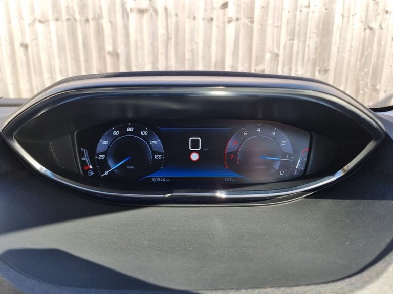 2020 Peugeot 3008 1.2 PureTech Allure SUV 5dr Petrol Manual Euro 6 (s/s) (130 ps) HATCHBACK Petro...