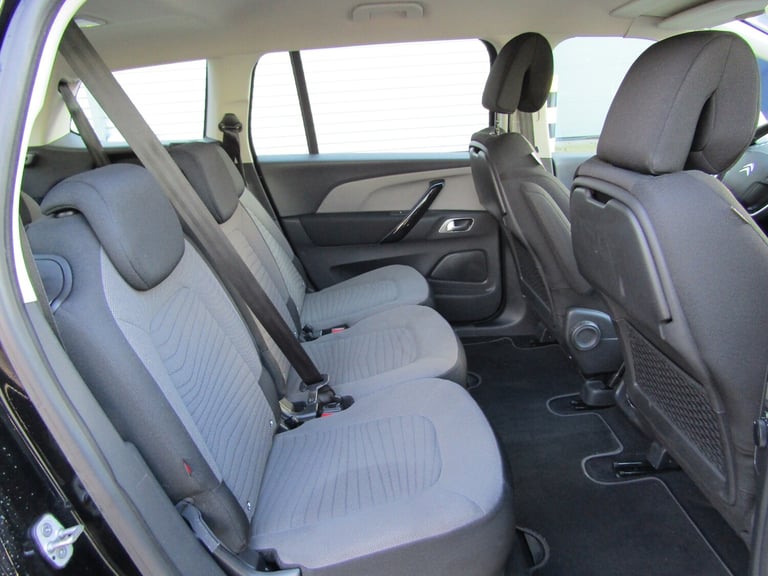 LEFT HAND DRIVE 2021 CITROEN GRAND C4 SPACETOURER  1.2 PURE TECH 7 SEATER 5DR 